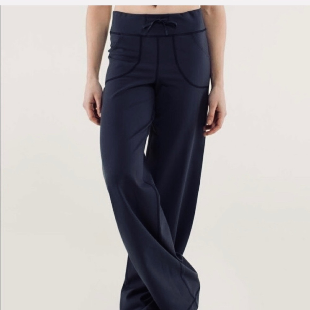 Lululemon Mid rise flare leg yoga pants